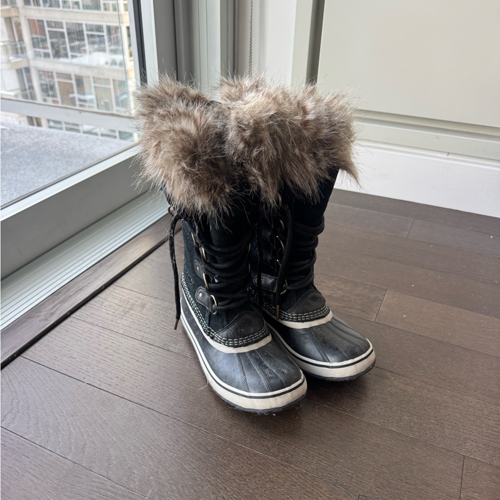 SOREL Women's Joan of Arctic Waterproof Winter Boots